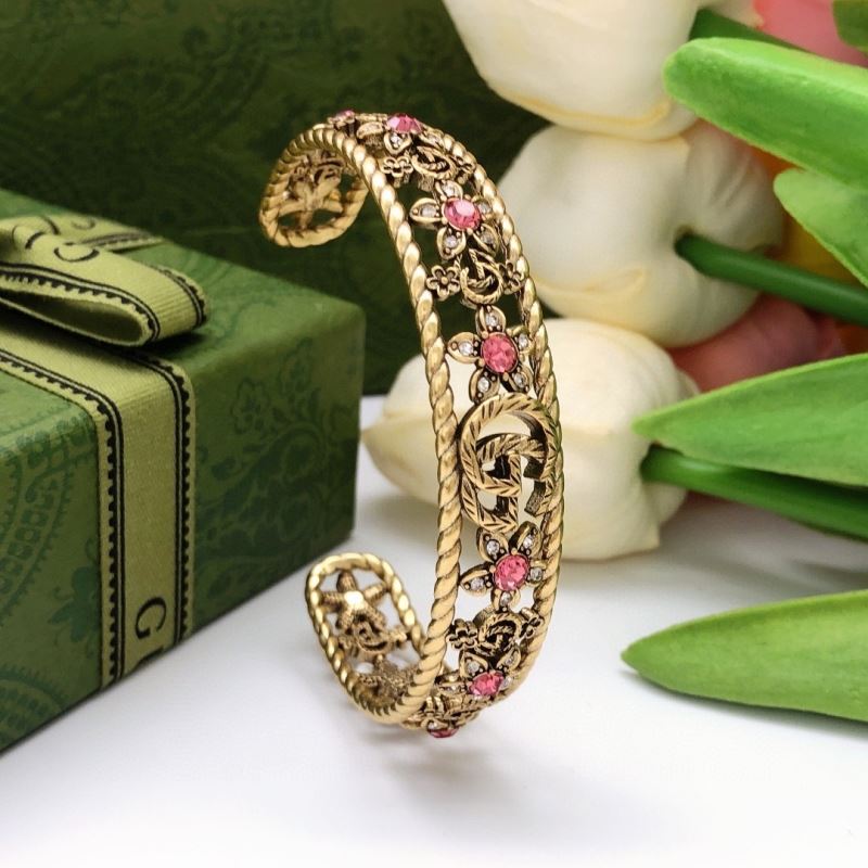 Gvc*1 bracelets